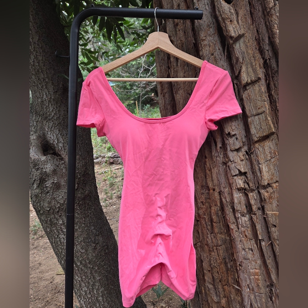 SHEIN Pink Scoop Neck Bodysuit